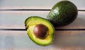 how to make an avocado last longer food storage hack