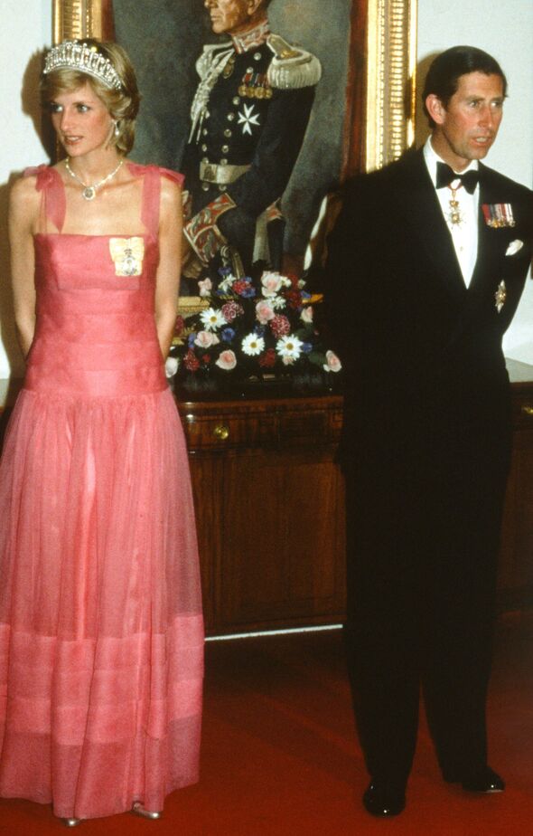 Princess Diana wears Queen Elizabeth II Order